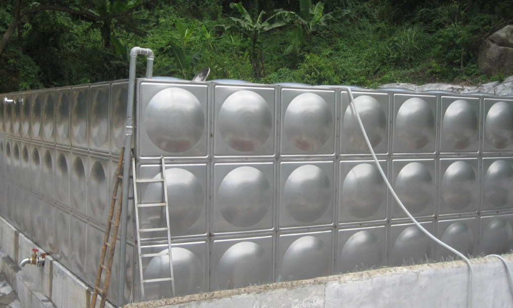 自贡优质卧式不锈钢水箱供应商