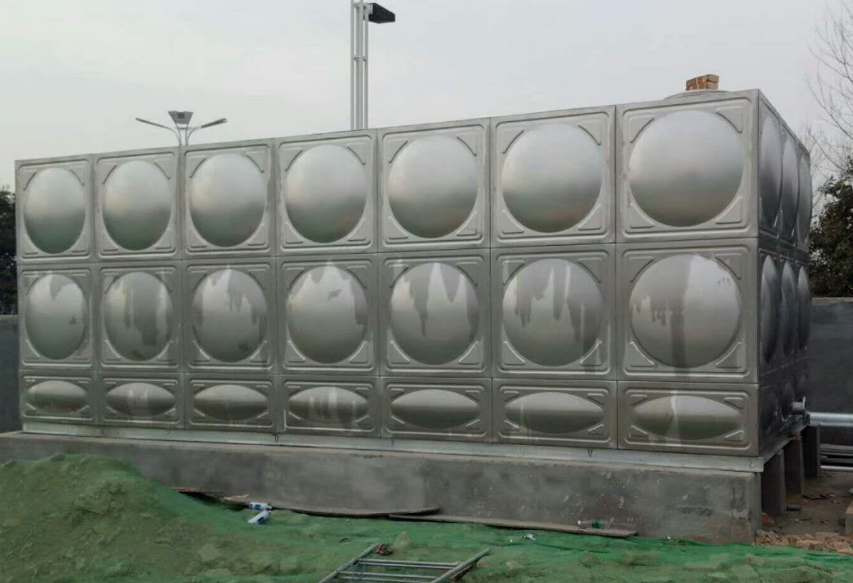 四川专业圆柱形不锈钢水箱供应商