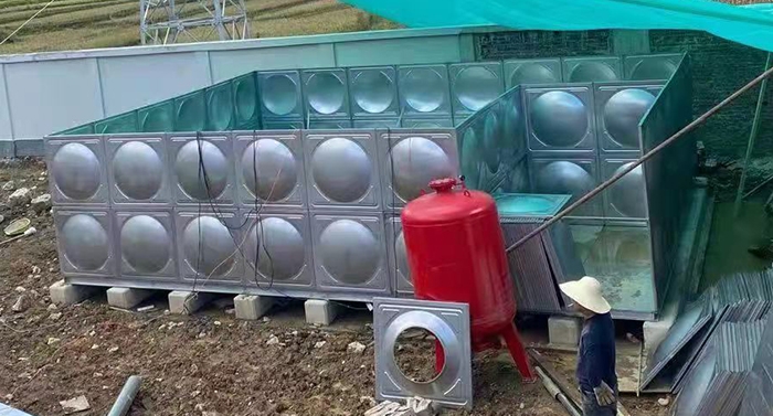 云南不锈钢一体化水箱项目